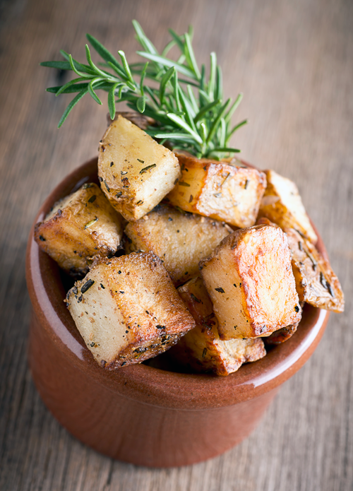 roasted potatoes with rosemary