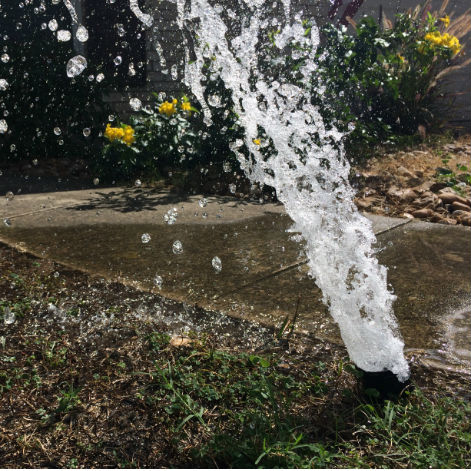 A broken sprinklerhead doesn't actually use significantly more water than a sprinklerhead in good repair, it just distributes the water in an uncontrolled geyser instead of a careful pattern.